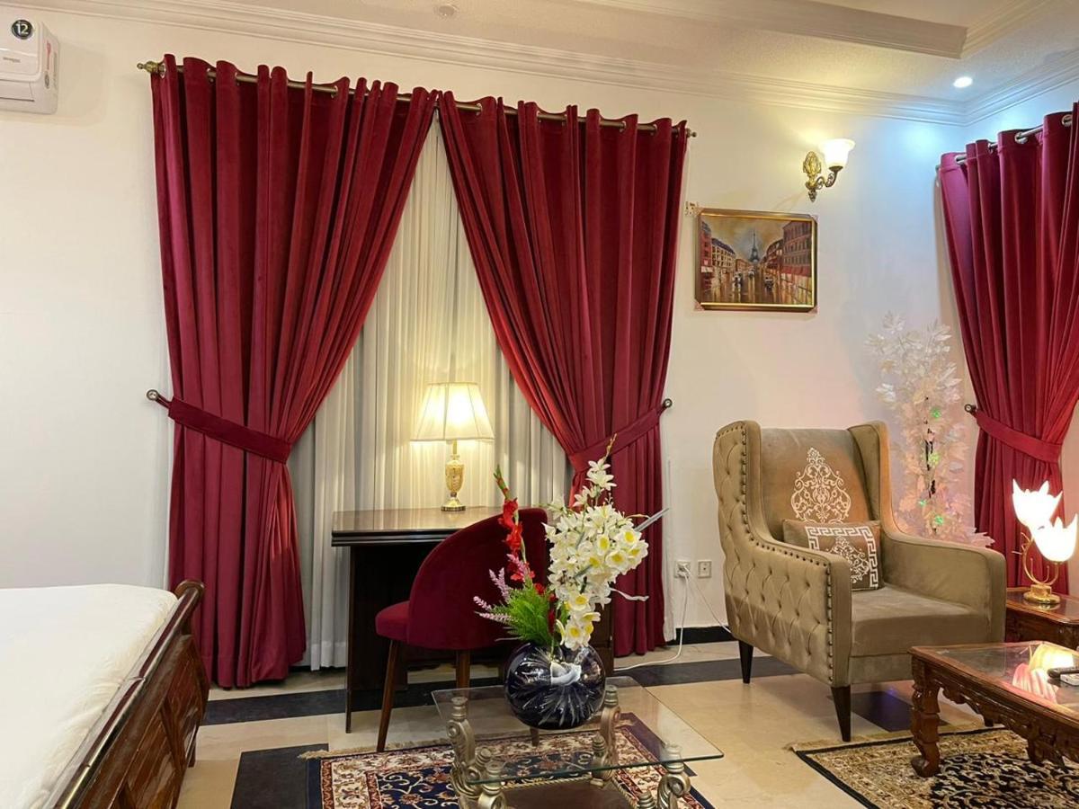Shelton Mellton Lodges Rawalpindi Buitenkant foto